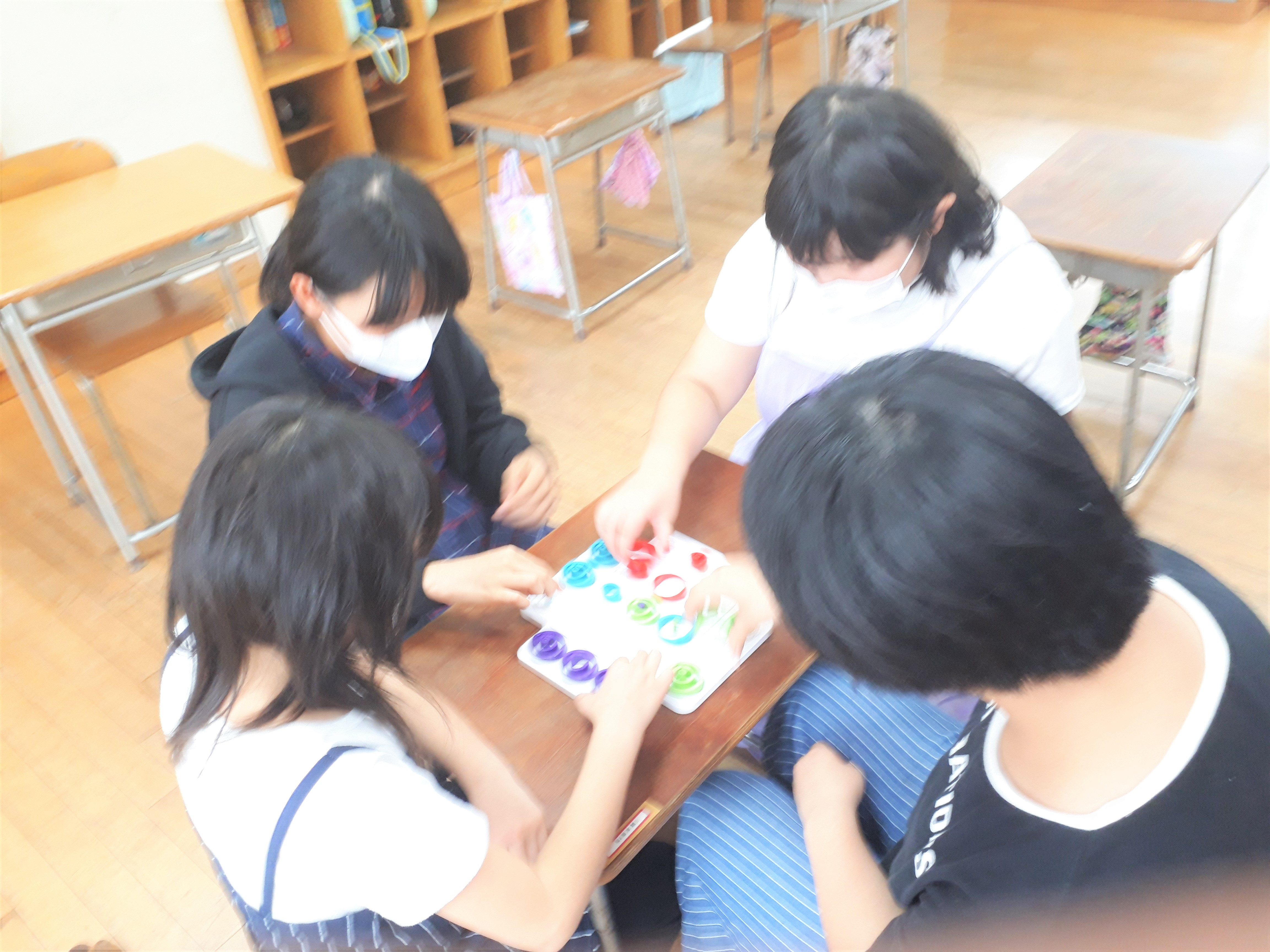 4