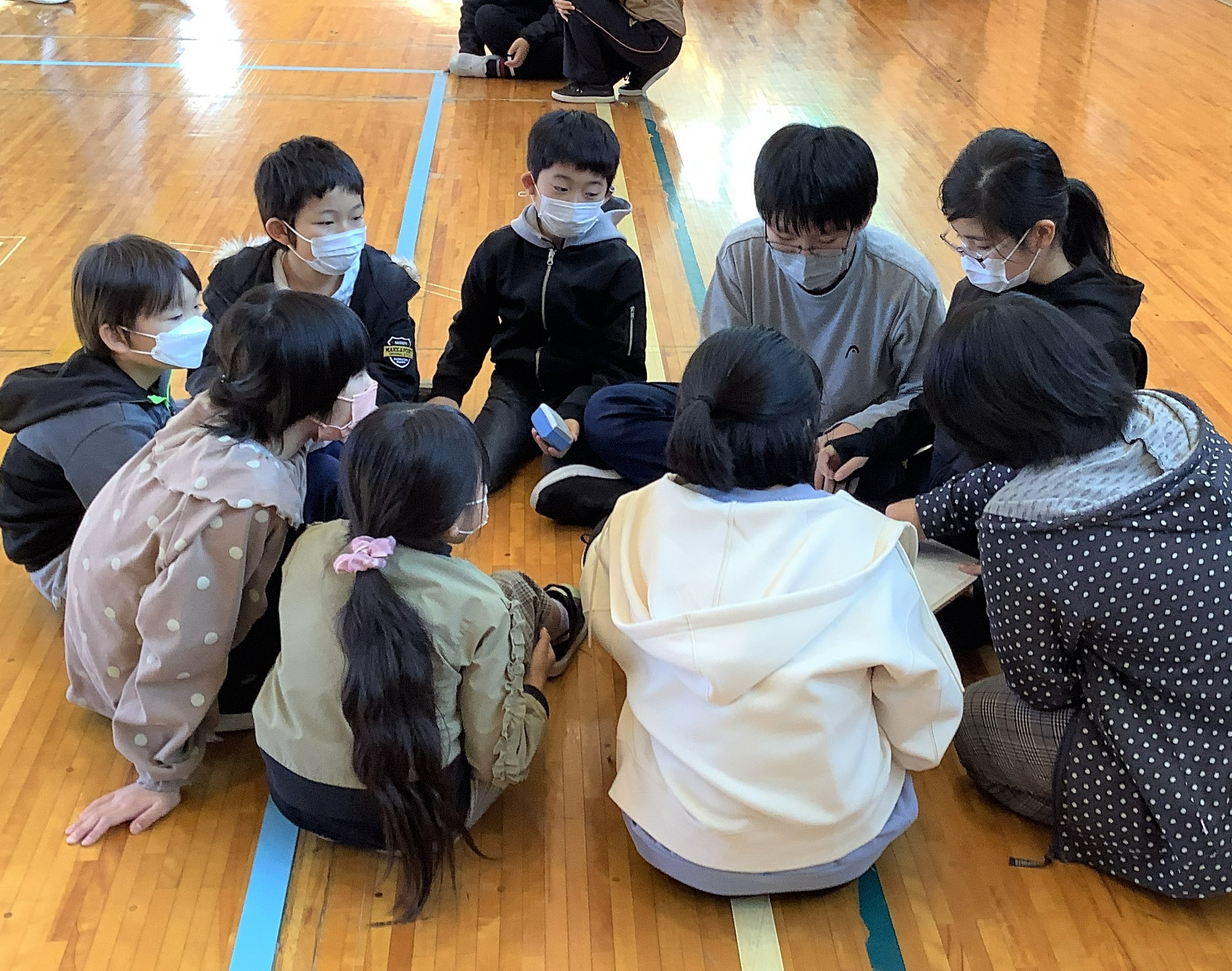 4