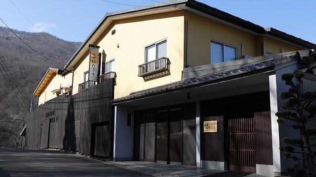 流辿姉妹館　はなぶさ
