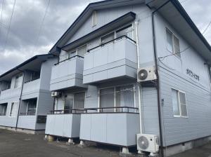 メゾンイコマ